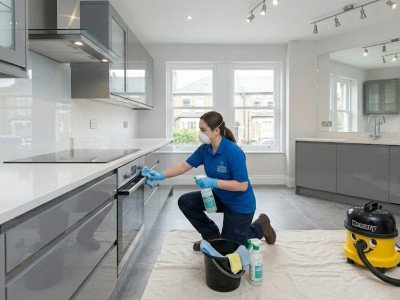 DIY or Professional: Which End of Tenancy Cleaning is Best?